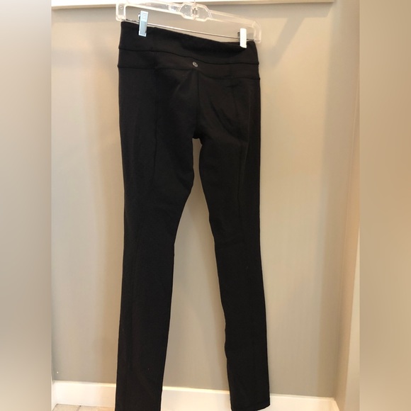 Lululemon Skinny Groove Pant *Full-On Luon
Shine Dot Black / Black Size 4 - Picture 8 of 8